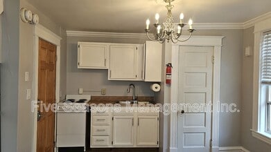 205 N Willard St in Burlington, VT - Building Photo - Building Photo