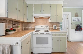 51 Jackson St, Unit 2 in Concord, NH - Building Photo - Building Photo