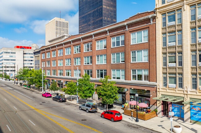 The Huffman at The Fire Blocks District in Dayton, OH - Foto de edificio - Building Photo