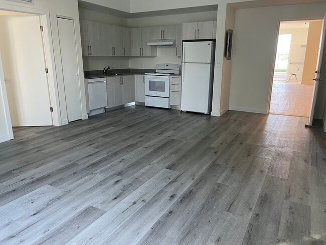 26720 Old Dixie Hwy, Unit 203 in Homestead, FL - Building Photo - Building Photo
