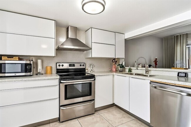 787 NW 91st Terrace in Plantation, FL - Building Photo - Building Photo