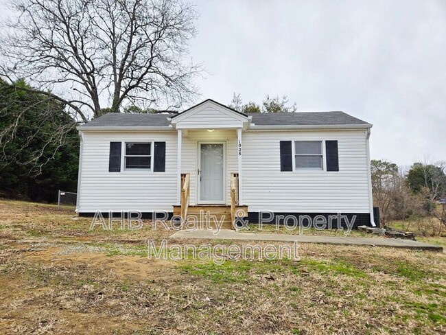property at 1028 E Hanover Rd