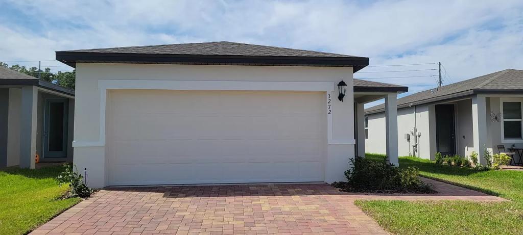 3272 Bella Vista Dr in Davenport, FL - Building Photo