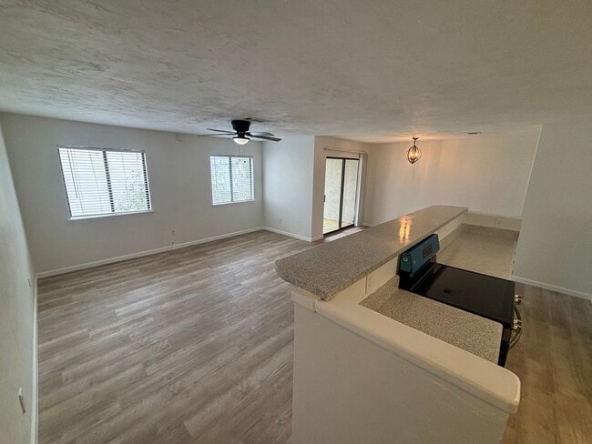 1339 Airport Dr in Tallahassee, FL - Building Photo - Building Photo