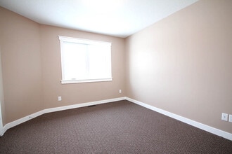 441 Halifax St in Regina, SK - Building Photo - Building Photo