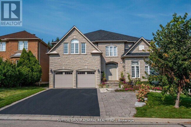 19 Langtry Pl in Vaughan, ON - Building Photo - Building Photo