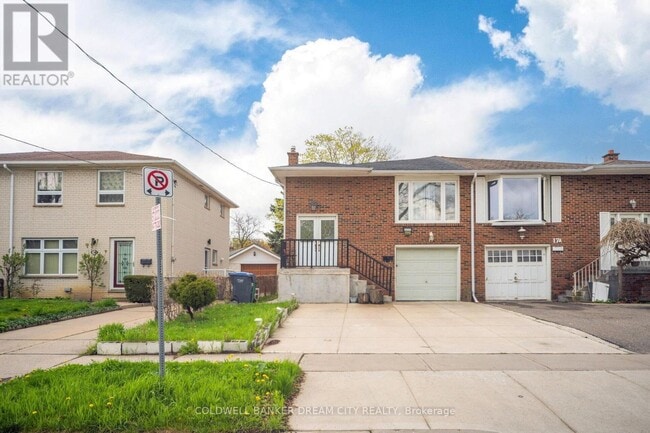 property at 17 Hillcrest Ave