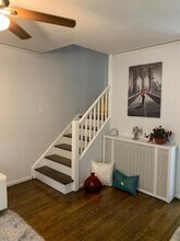 49 Flanders Ln in Cincinnati, OH - Foto de edificio - Building Photo