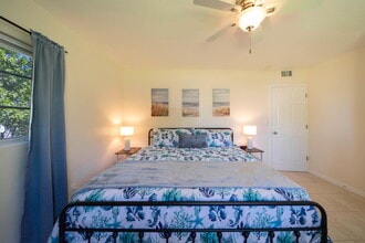 4464 E Riverside Dr in Ft. Myers, FL - Building Photo - Building Photo