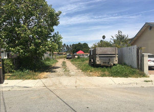 105 Atkinson Ln in Watsonville, CA - Building Photo - Other