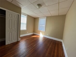 11 Roma St in Bristol, RI - Building Photo - Building Photo