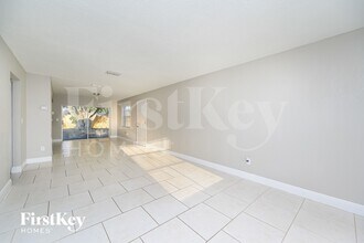 2503 Mary Sue St in Largo, FL - Building Photo - Building Photo