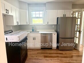 11 Cedar St in North Arlington, NJ - Building Photo - Building Photo