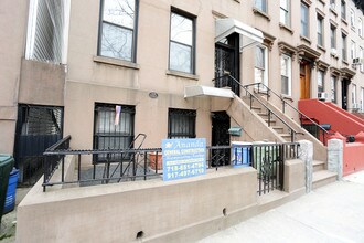328 Degraw St in Brooklyn, NY - Building Photo - Building Photo