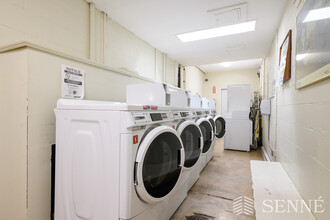 2350 Massachusetts Ave, Unit 24 in Cambridge, MA - Building Photo - Building Photo