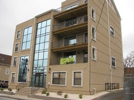 256 Reock St in Orange, NJ - Building Photo