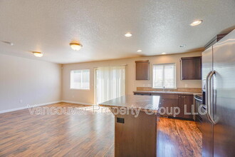 6121 NE 105th Ave in Vancouver, WA - Building Photo - Building Photo