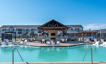 The W in West Lafayette, IN - Building Photo