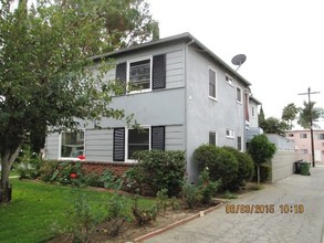 14916 1/2 Bassett St. in Van Nuys, CA - Building Photo - Building Photo