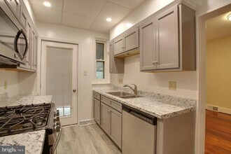 420 Sunset Rd in West Reading, PA - Building Photo - Building Photo