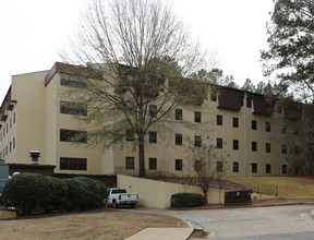 Amberwood Apartments in Lagrange, GA - Building Photo - Building Photo