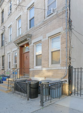 63-37 Forest Ave in Flushing, NY - Building Photo - Building Photo