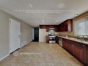 27858 Crosspath Ave in Santa Clarita, CA - Foto de edificio - Building Photo