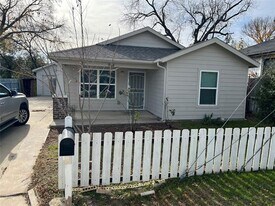 914 Irma St in Fort Worth, TX - Building Photo
