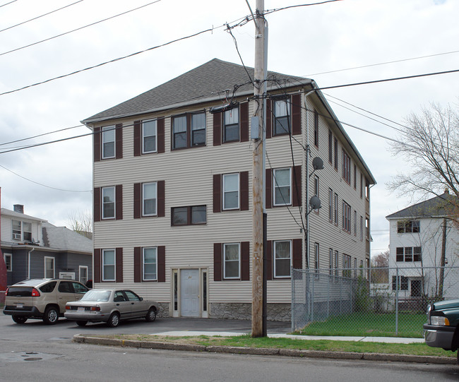 21 Nassau St in Chicopee, MA - Building Photo - Building Photo