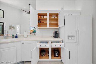 8864 Ventura Way in Naples, FL - Building Photo - Building Photo
