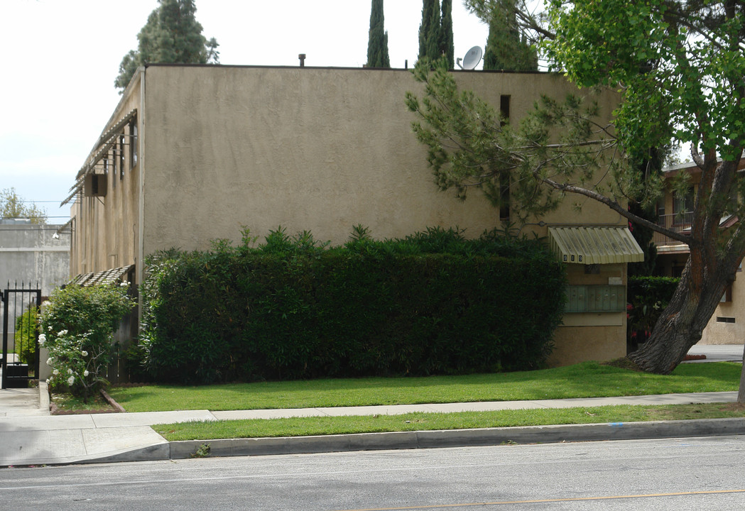 919 Marengo Ave in Pasadena, CA - Building Photo