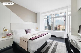 123 Washington St in New York, NY - Building Photo