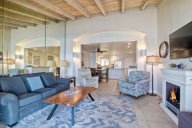 441 S Sierra Ave in Solana Beach, CA - Building Photo - Building Photo