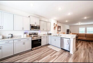 12325 Petrel Xing in Midlothian, VA - Building Photo - Building Photo
