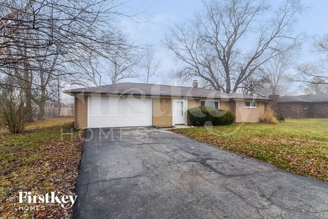 6616 Oakview Dr N in Indianapolis, IN - Building Photo - Building Photo