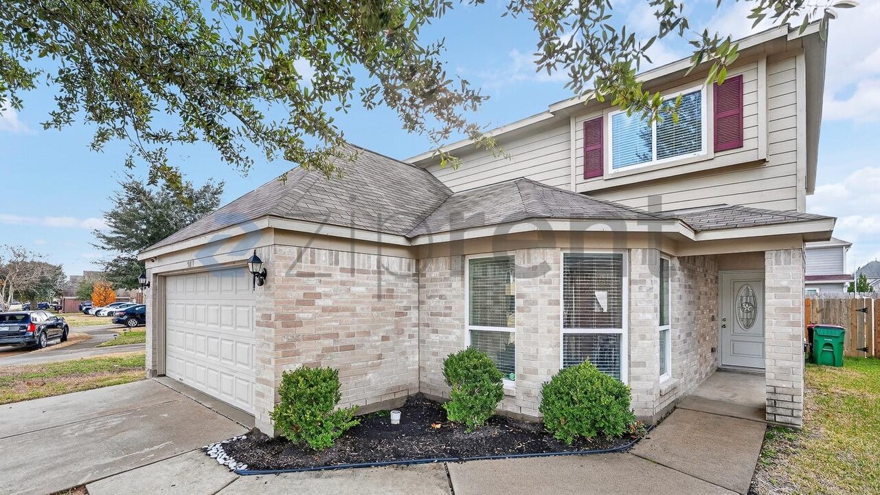 5011 Ivy Fair Way in Katy, TX - Building Photo