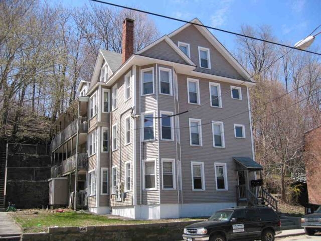 80 Chestnut St in Norwich, CT - Foto de edificio - Building Photo