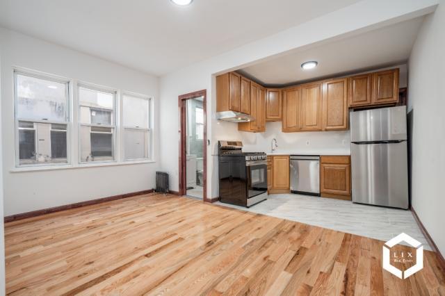 28 E 31st St in Brooklyn, NY - Building Photo