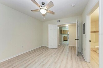 1155 Villagio Cir-Unit -103 in Sarasota, FL - Building Photo - Building Photo