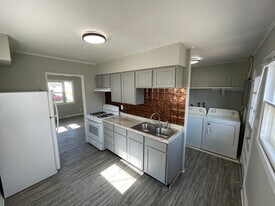 2160 Ulen Ln in Lafayette, IN - Building Photo