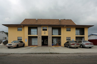 Lake Worth Shores Apartments in Lake Worth, FL - Building Photo - Building Photo