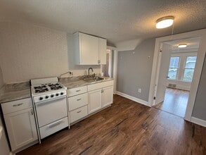 1024 Livingston Ave in St. Paul, MN - Building Photo - Building Photo