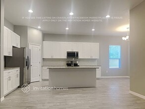 237 Majestic Sundown Ct in Brandon, FL - Building Photo - Building Photo