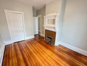 11 Linden St, Unit 2 in Boston, MA - Building Photo - Building Photo