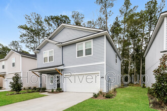 5050 Bramante Dr in Jacksonville, FL - Building Photo - Building Photo