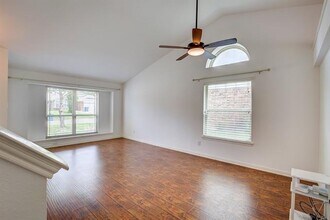 1849 Sonnet Dr in Grapevine, TX - Building Photo - Building Photo