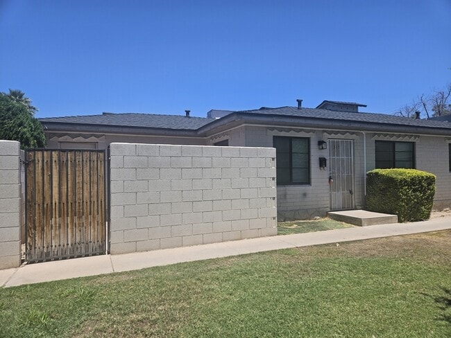 property at 315 S Hobson