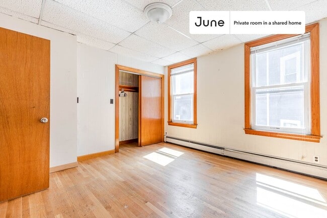 5 Oswald St in Boston, MA - Building Photo - Building Photo