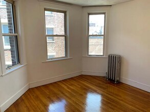 11 Scottfield Rd, Unit 1 in Boston, MA - Building Photo - Building Photo
