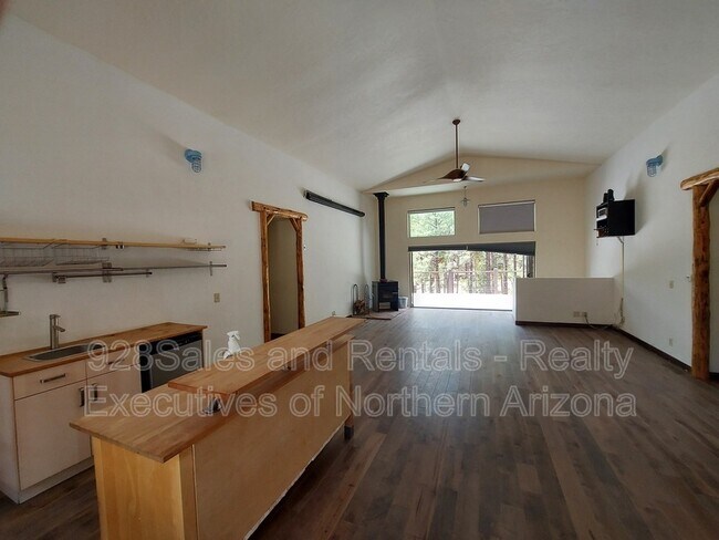 5094 N Agave Trl in Flagstaff, AZ - Building Photo - Building Photo
